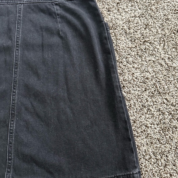 American Eagle. Women’s jumpsuit size small. - Picture 9 of 9